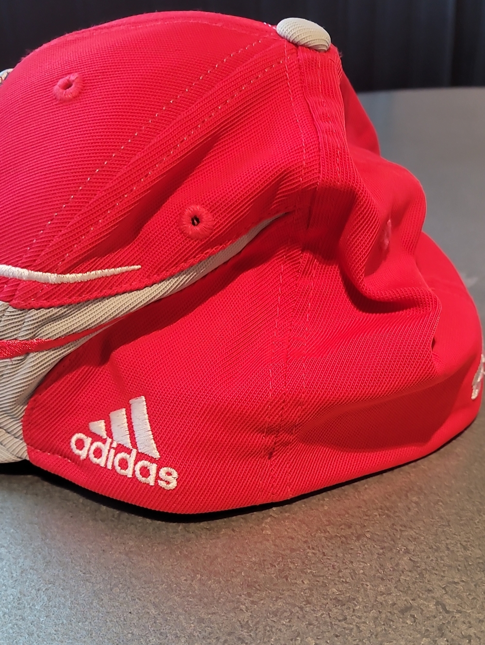Adidas Ohio State Red Baseball Cap Size L/XL Stretch - Picture 4 of 8